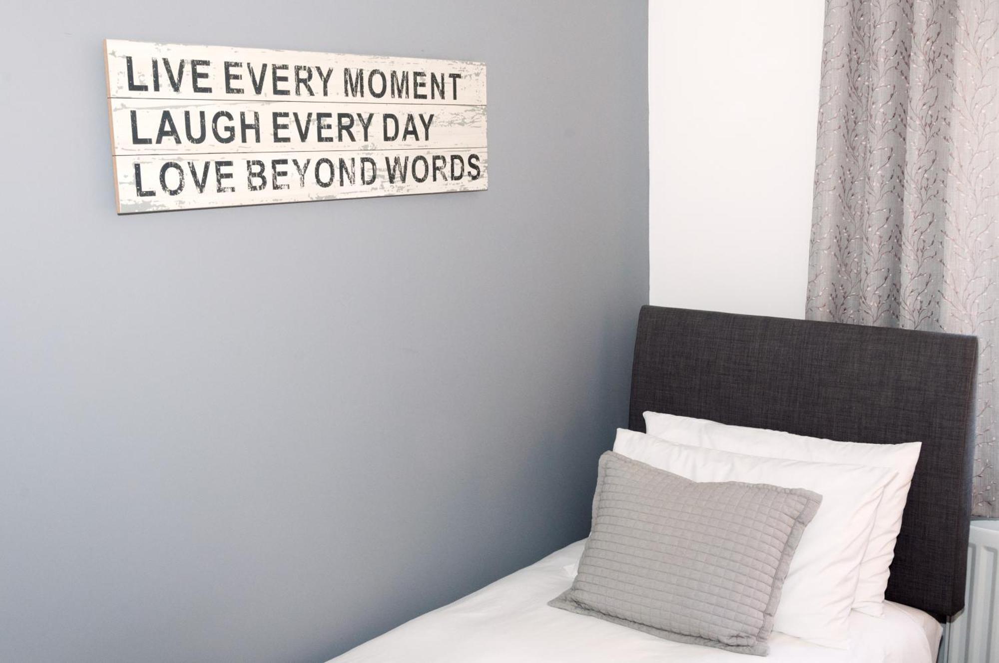 Riverside Stays, Modern House Stays, Shefford, Bedfordshire Ngoại thất bức ảnh